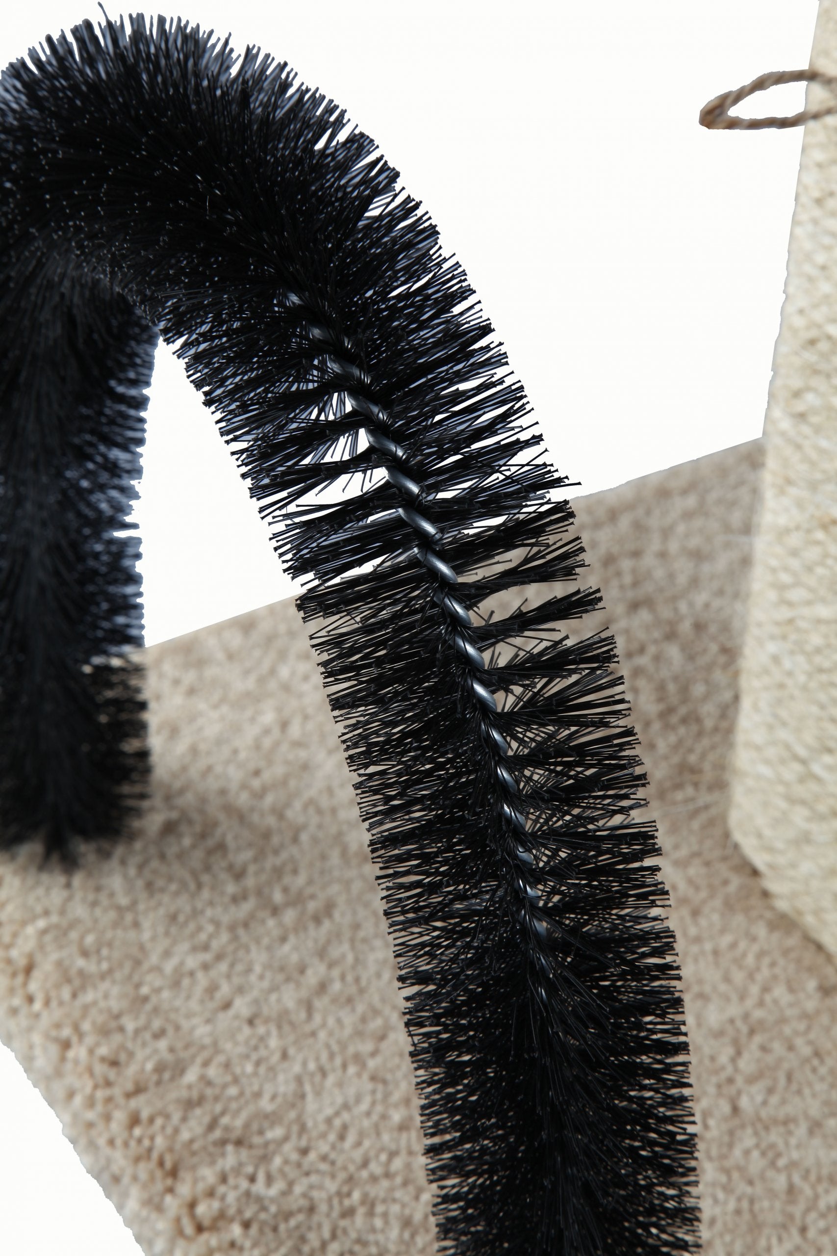 ScratzMe Brush Me Grooming Station