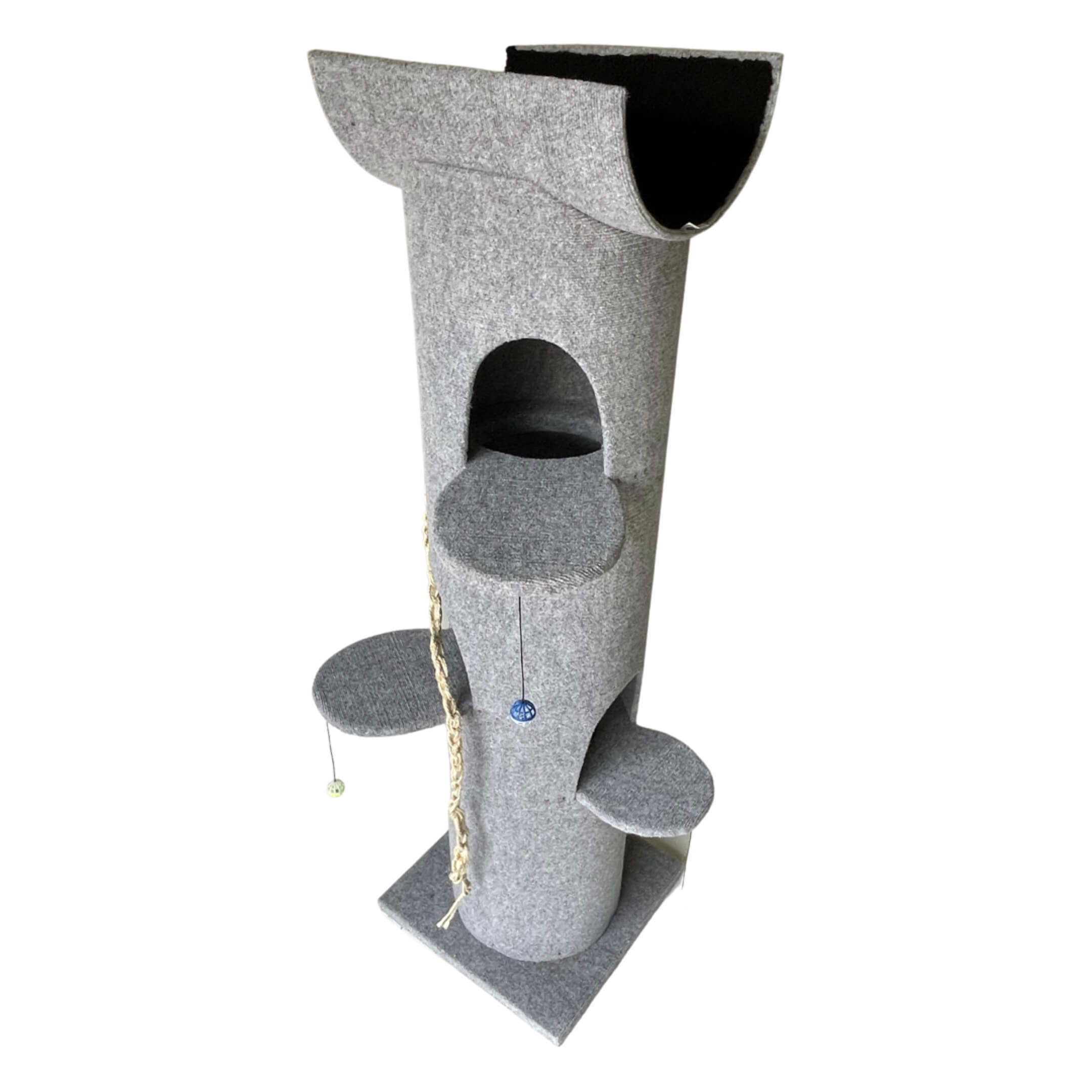 ScratzMe Purriscope Cat Tree - angle